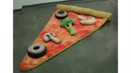 saco de dormir de pizza